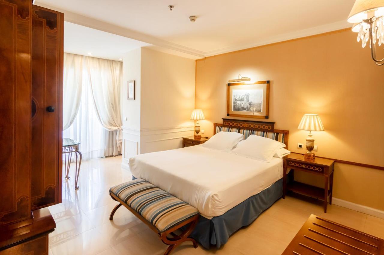 Guadalpin Suites Марбелья Экстерьер фото