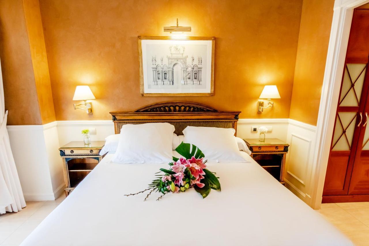 Guadalpin Suites Марбелья Экстерьер фото