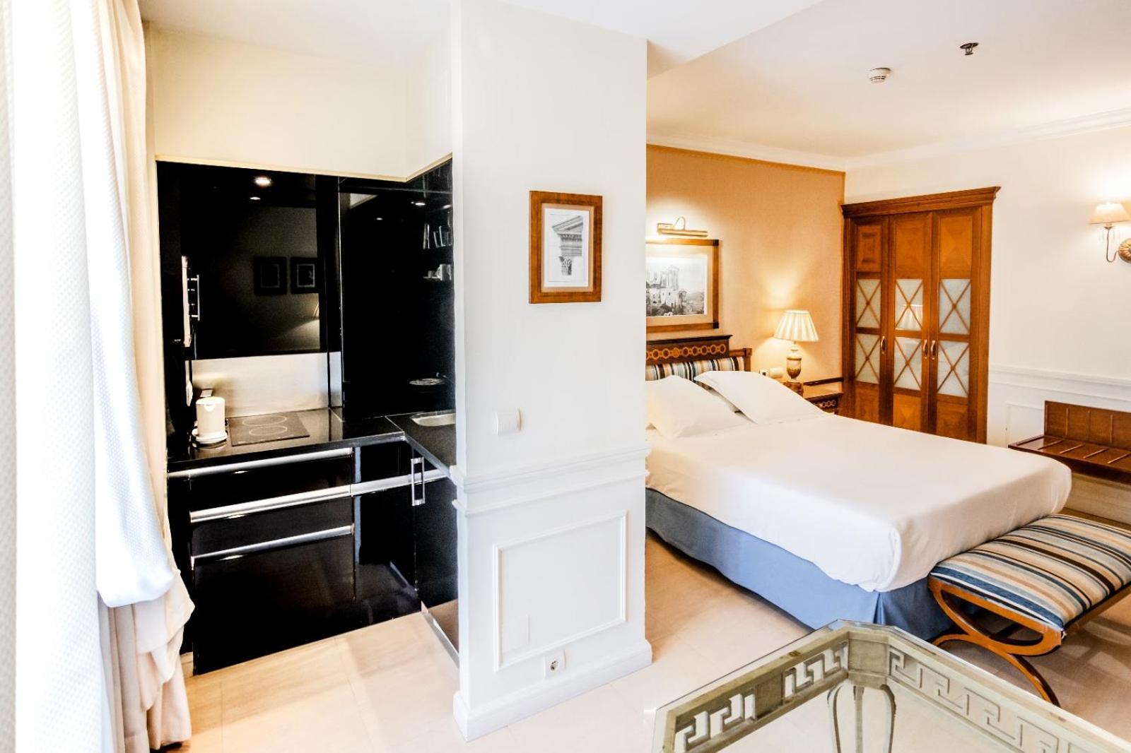 Guadalpin Suites Марбелья Экстерьер фото